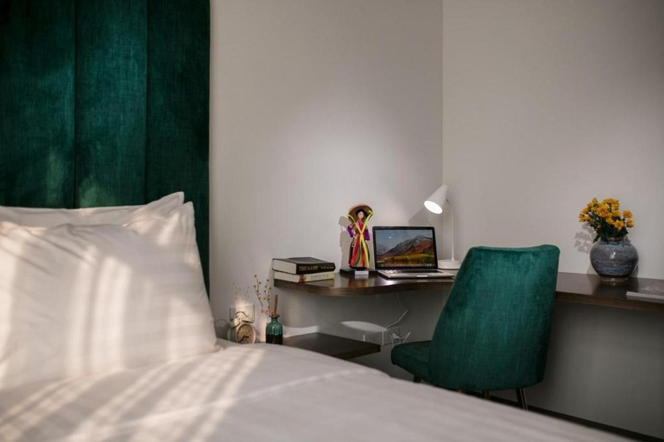 Апарт-отель The Bloom - Bespoke Living Ханой